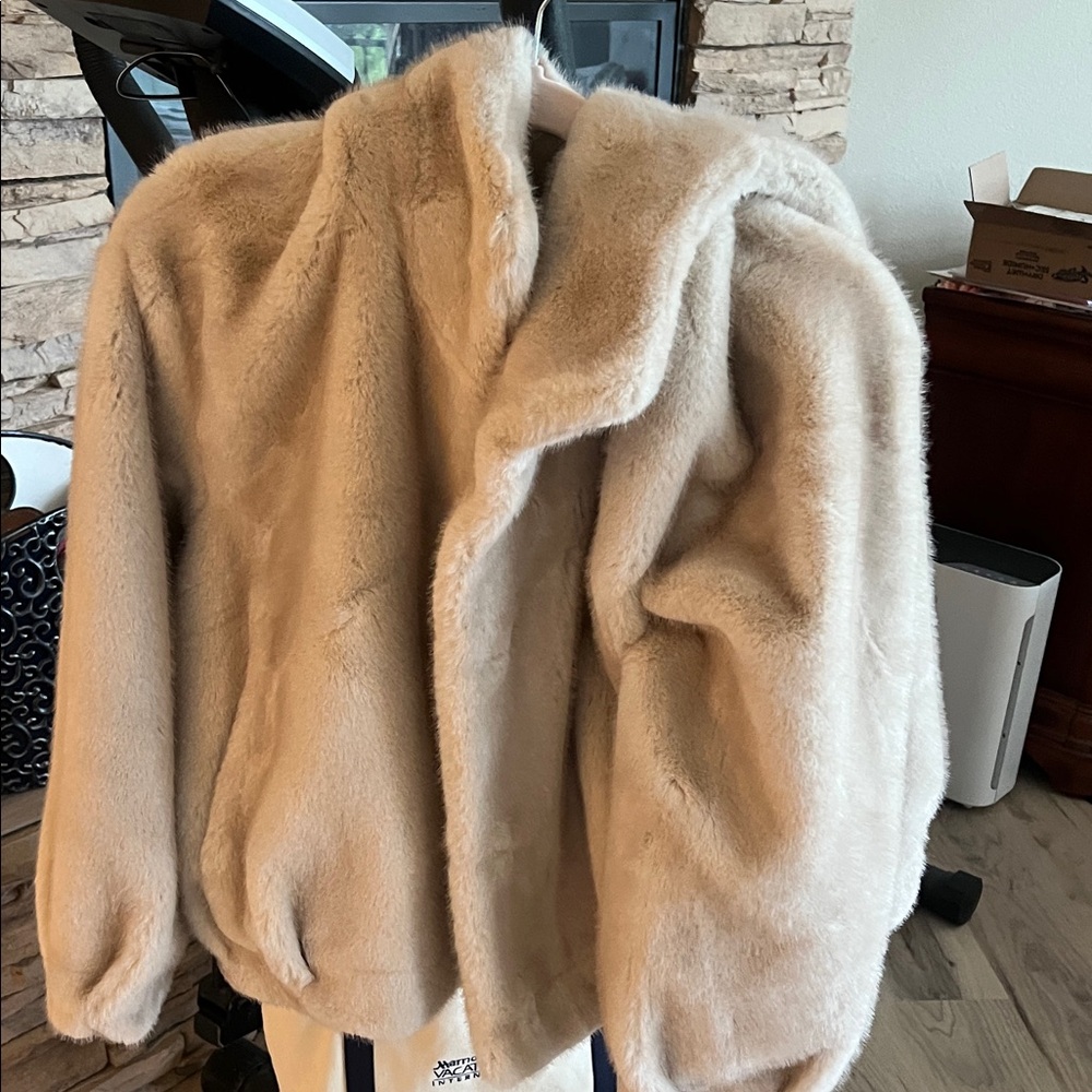 Women's Cream Faux Fur Jacket